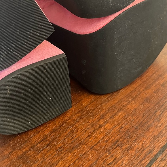 Current Mood pink suede strappy platform boots - Picture 13 of 16